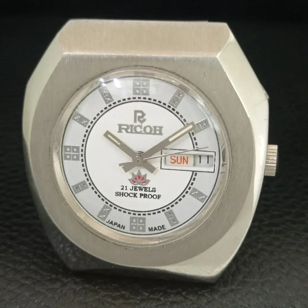 Vintage 1972 Ricoh Automatic Mens Silver Watch W/daydate & White accents